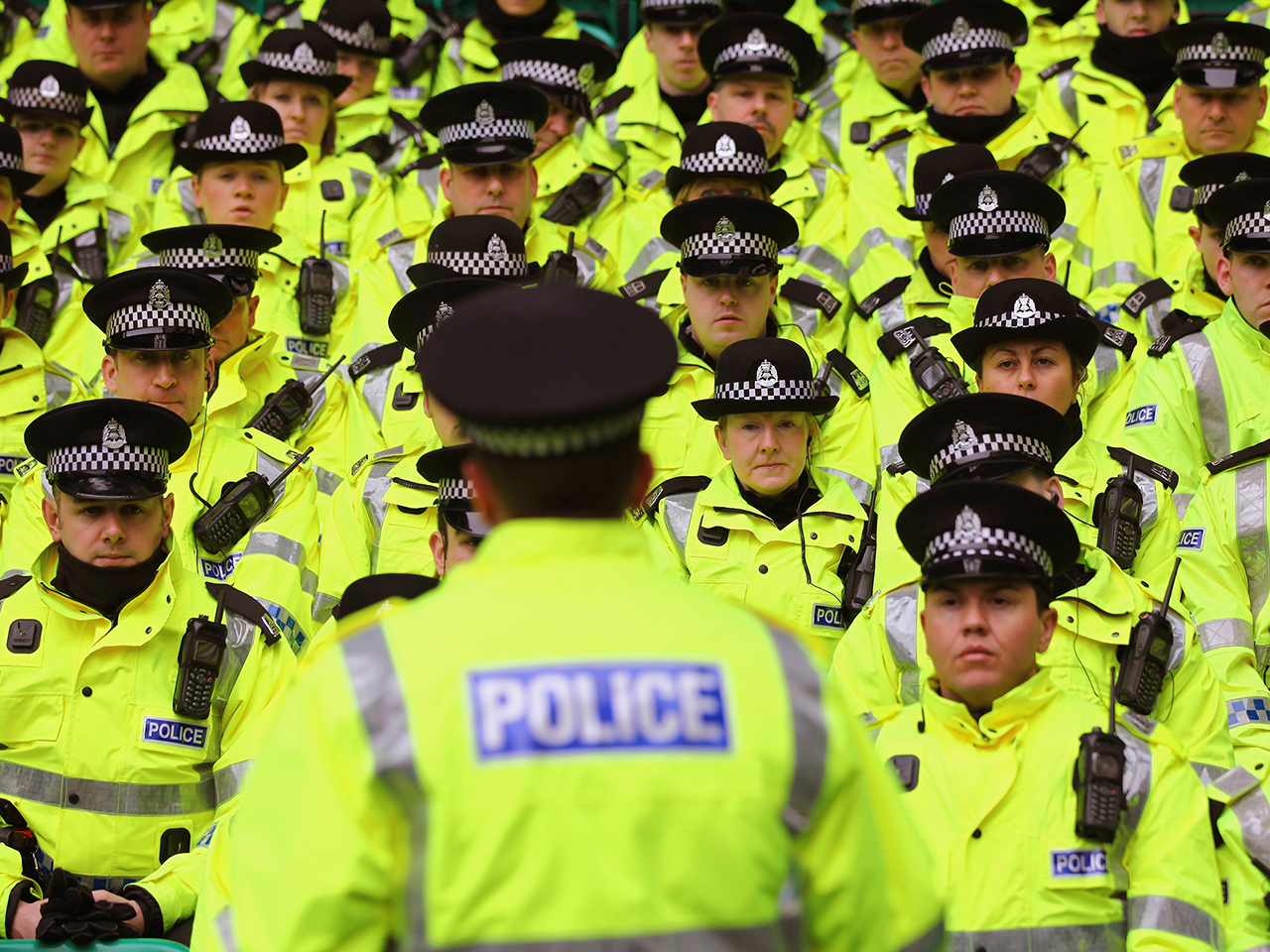 Threat Of Rising Violence In Britains Streets After Cuts Reduce Police 