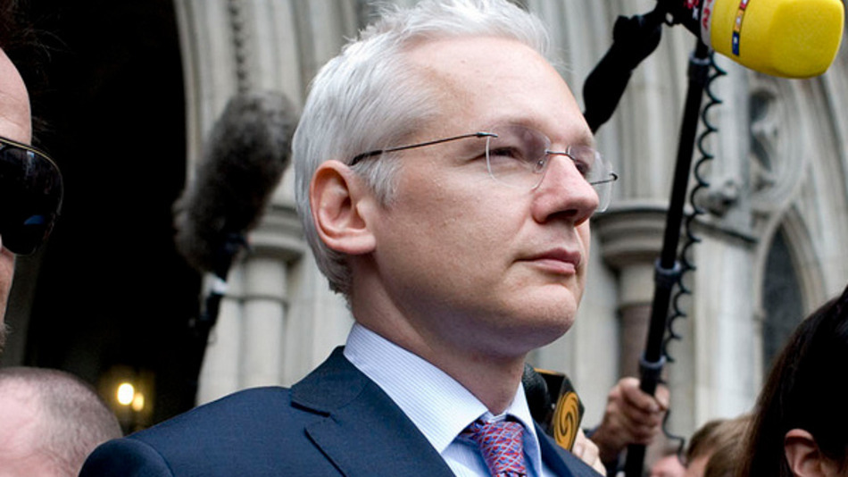 Unswayed By Mock Julian Assange Video, Australians Elect Arch