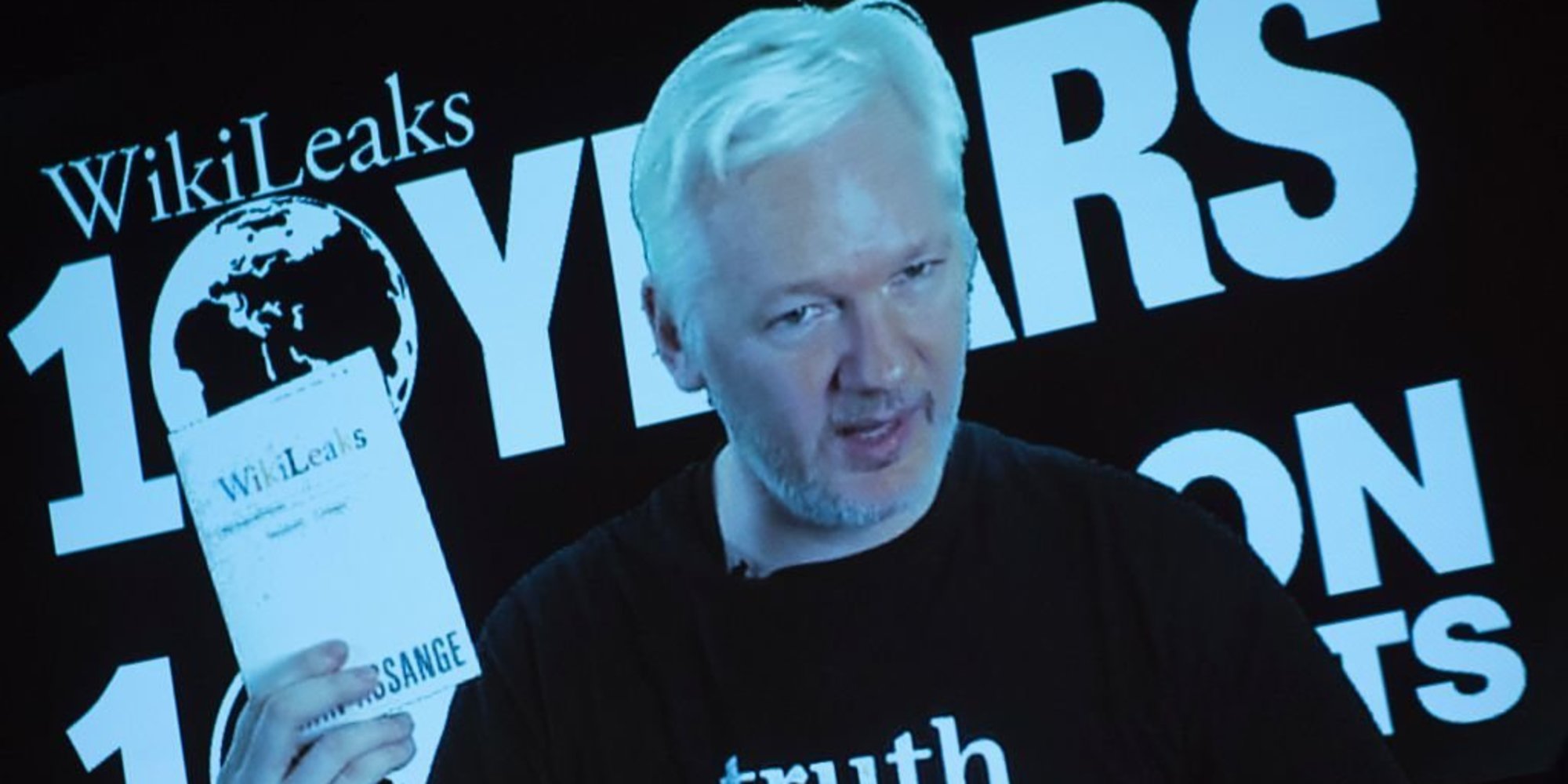 WikiLeaks, Democratic National Committee, Julian Assange, Democratic Party leaks, Donald Trump, document dumps