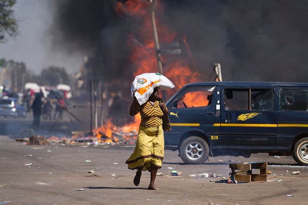 Zimbabwe protests, Robert Mugabe, tear gas, Zimbabwe pro-democracy movement