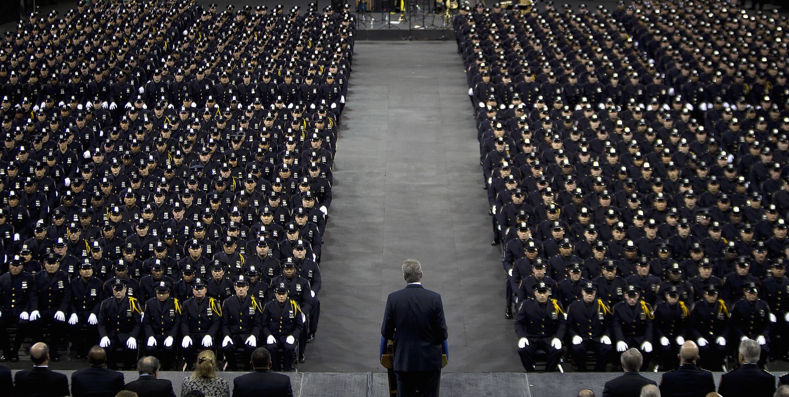 Mayor Bill de Blasio speaks to the New York City Police Academy graduating class, Dec. 29, 2014. - Carlo Allegri / Reuters
